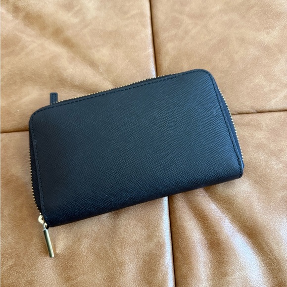 Tory Burch Black and Gold Wallet - Picture 4 of 10
